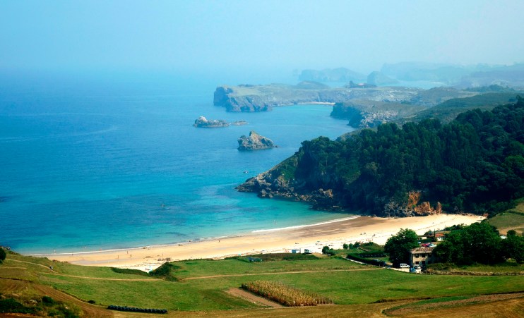 Playa de Toranda en el concejo de Niembro