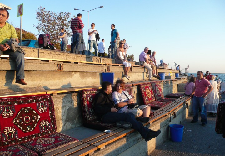 Alegaciones con sello registro 2 049