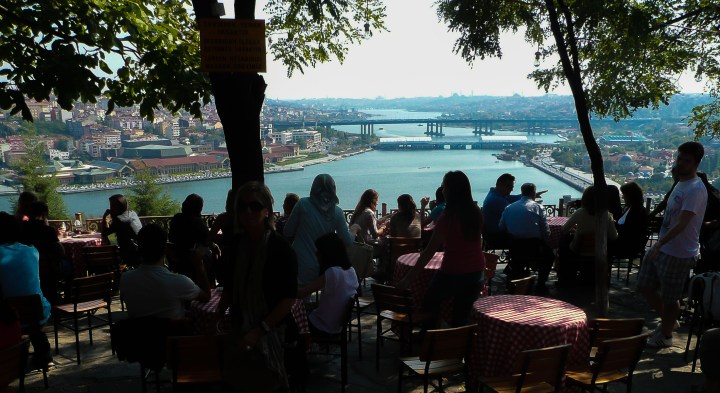 Alegaciones con sello registro 2 105