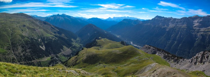 14-VALLE DEL RIO REAL Y DE PINETA DESDE LA CIMA
